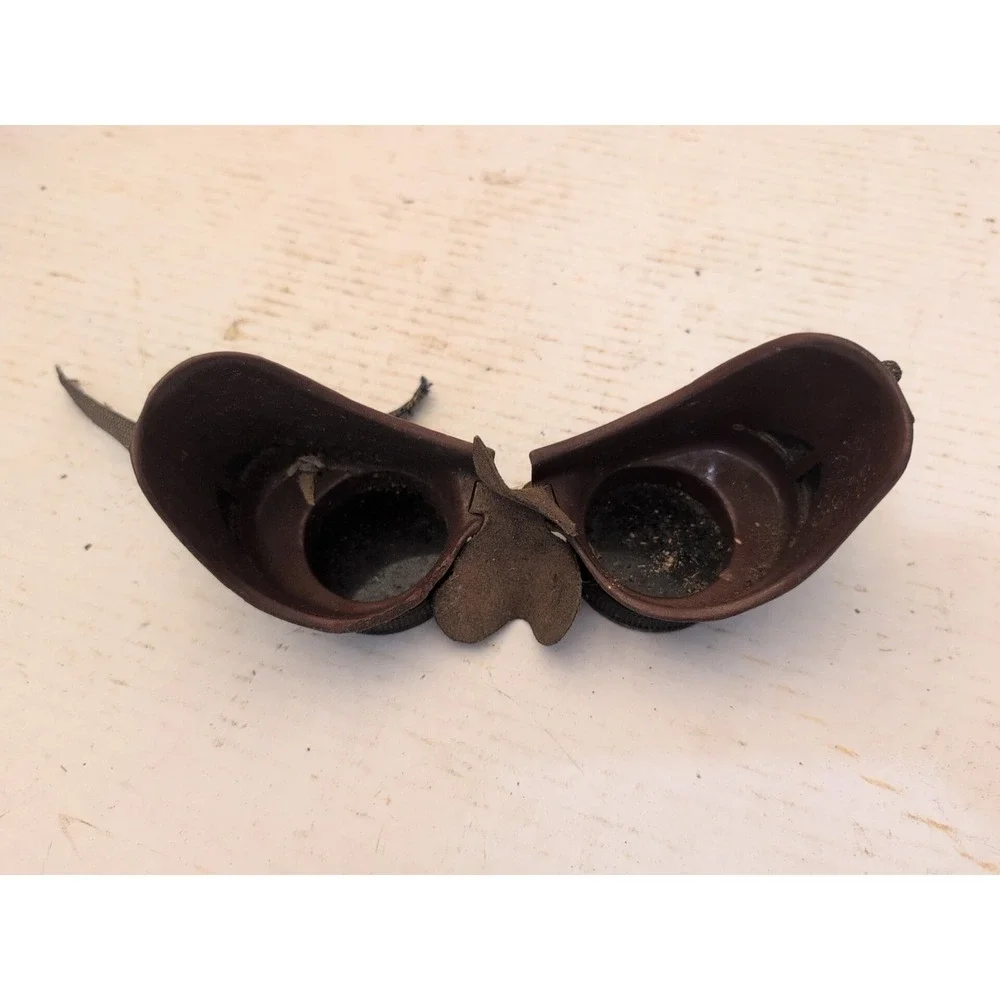 Vintage Glendale Optical Welding/Safety Goggles Maroon